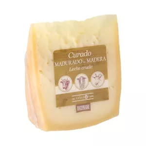 Queso curado mezcla madurado en madera Hacendado Mercadona