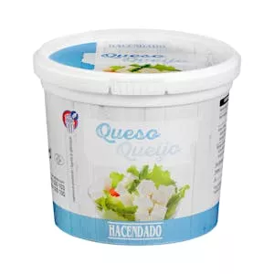 ¿Cuánto vale Queso fresco para ensaladas de vaca Hacendado en dados Mercadona